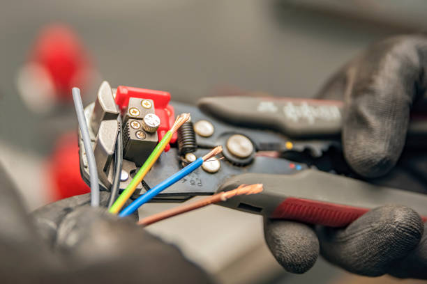 Best Commercial Electrician Services  in Robstown, TX